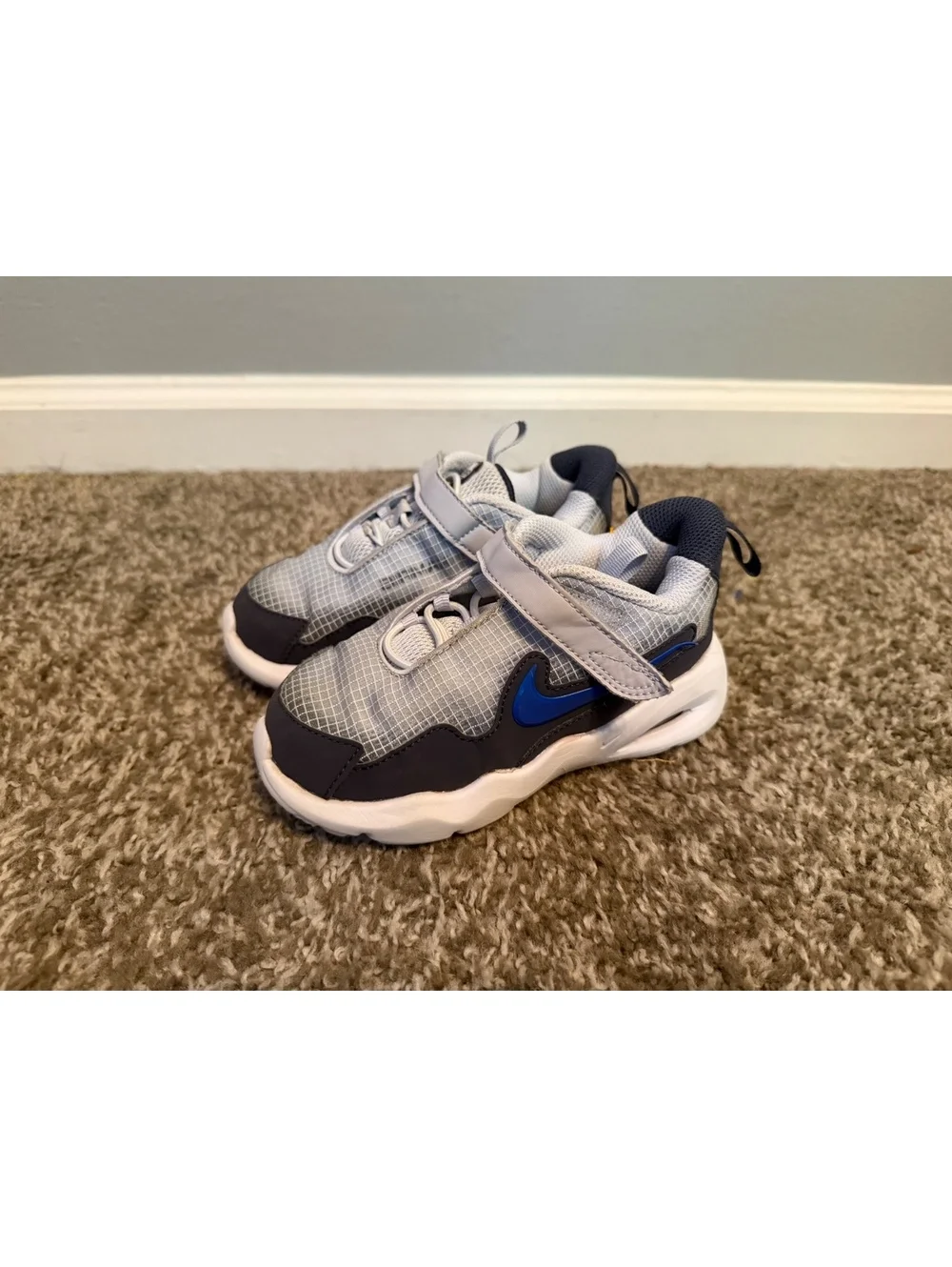 Nike Air Max Nova Size 10c